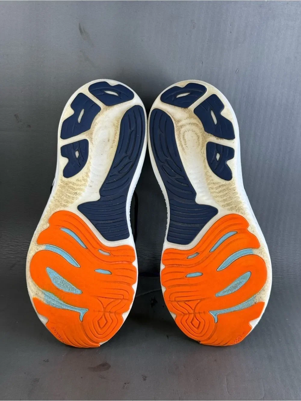 Brooks Glycerin GTS 22 running athletic sneaker trainers shoes men’s size 11.5